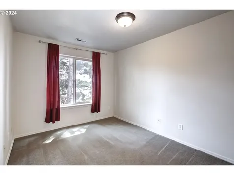 1310 Se Roundelay Street Hillsboro OR 97123