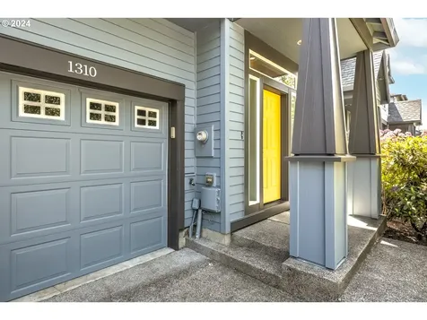 1310 Se Roundelay Street Hillsboro OR 97123