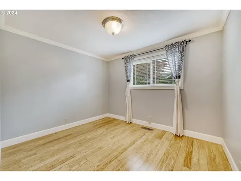 2645 Chuckanut Street Eugene OR 97408