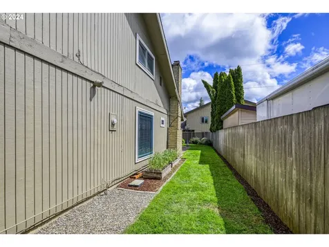 2645 Chuckanut Street Eugene OR 97408