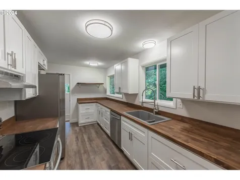 1685 Woodland Drive Coos Bay OR 97420