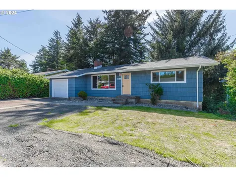 1685 Woodland Drive Coos Bay OR 97420