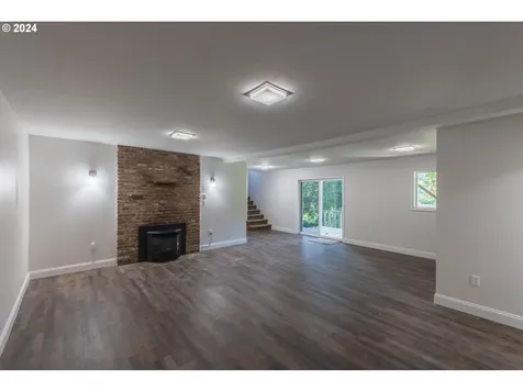 1685 Woodland Drive Coos Bay OR 97420