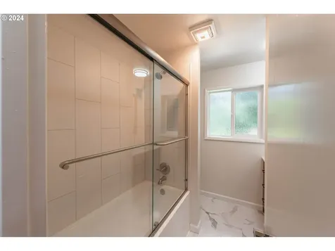 1685 Woodland Drive Coos Bay OR 97420