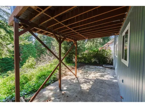 1685 Woodland Drive Coos Bay OR 97420