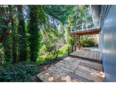 1685 Woodland Drive Coos Bay OR 97420