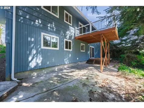 1685 Woodland Drive Coos Bay OR 97420