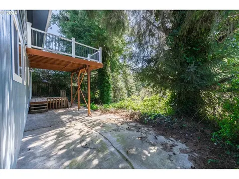1685 Woodland Drive Coos Bay OR 97420