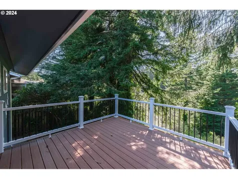 1685 Woodland Drive Coos Bay OR 97420