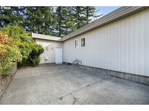 2480 NE 23rd Street Gresham OR 97030