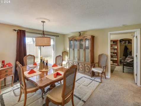 2725 SW Hope Circle Troutdale OR 97060
