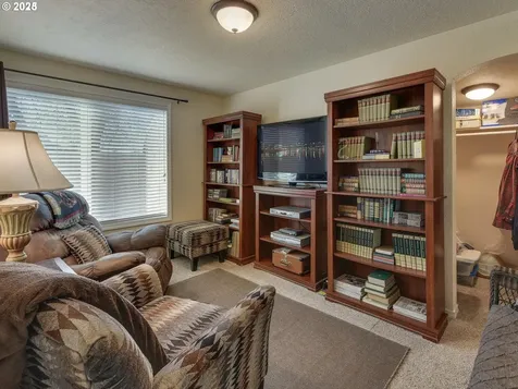 2725 SW Hope Circle Troutdale OR 97060