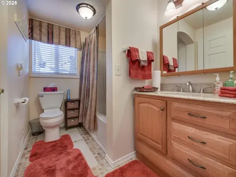 2725 SW Hope Circle Troutdale OR 97060