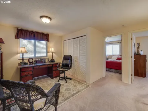 2725 SW Hope Circle Troutdale OR 97060