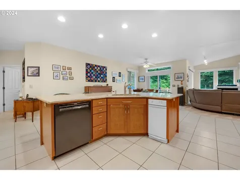 3041 Evergreen Drive Seaside OR 97138