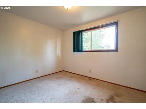 428 E Regis Street Stayton OR 97383