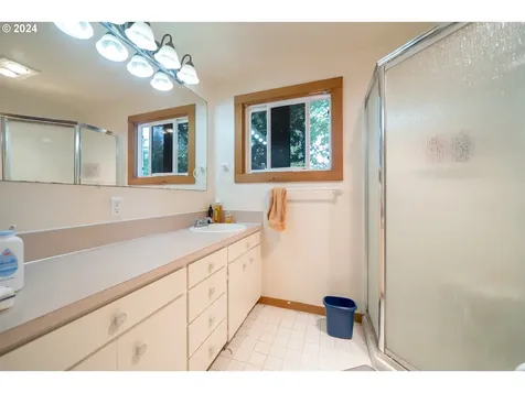 428 E Regis Street Stayton OR 97383