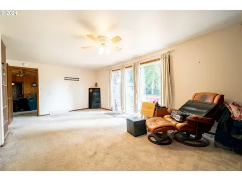 428 E Regis Street Stayton OR 97383