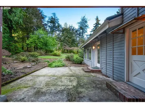 20216 NW Cedar Acres Drive Ridgefield WA 98642