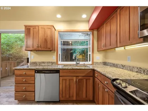 20216 NW Cedar Acres Drive Ridgefield WA 98642
