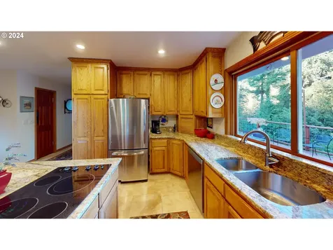 31647 Carolyn Lane Gold Beach OR 97444