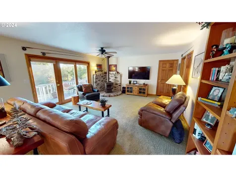 31647 Carolyn Lane Gold Beach OR 97444