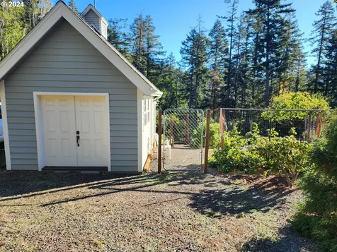 31647 Carolyn Lane Gold Beach OR 97444
