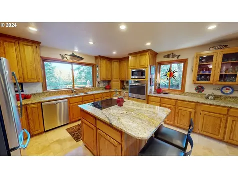 31647 Carolyn Lane Gold Beach OR 97444