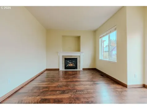 5649 SE Chase Loop Gresham OR 97080