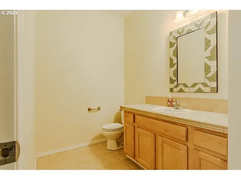 5649 SE Chase Loop Gresham OR 97080