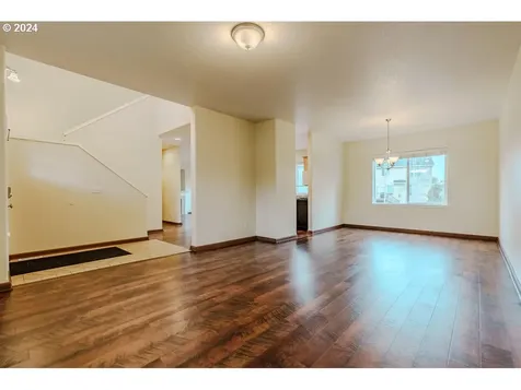 5649 SE Chase Loop Gresham OR 97080