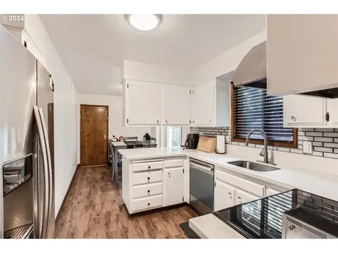 1006 Ne 173rd Avenue Portland OR 97230