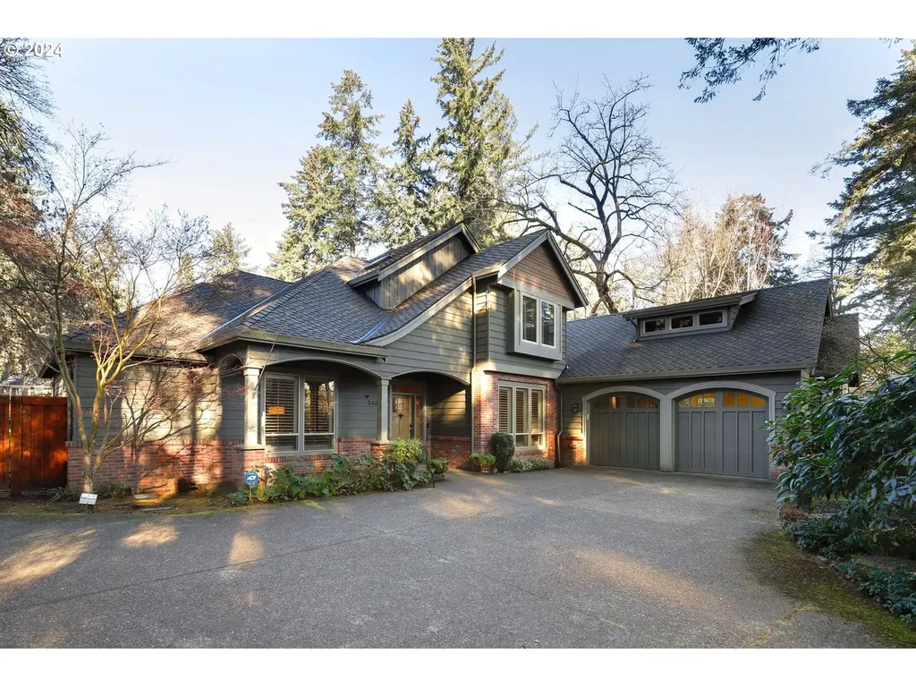 3485 Upper Drive Lake Oswego OR 97035