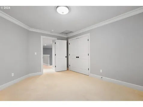 3485 Upper Drive Lake Oswego OR 97035