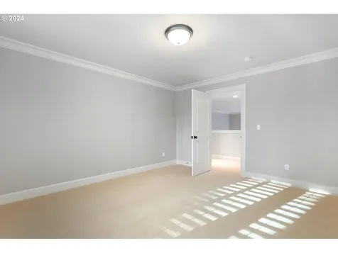 3485 Upper Drive Lake Oswego OR 97035
