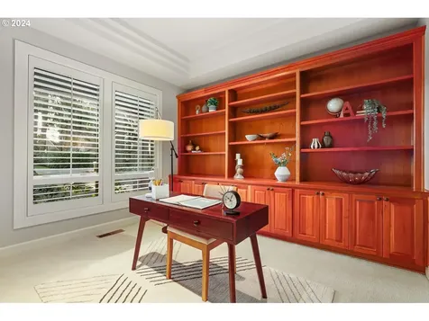 3485 Upper Drive Lake Oswego OR 97035