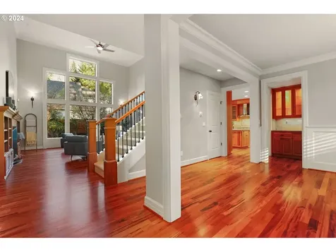 3485 Upper Drive Lake Oswego OR 97035