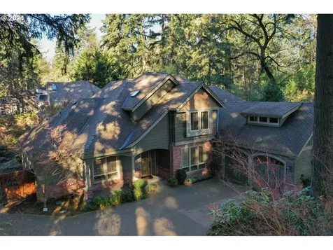 3485 Upper Drive Lake Oswego OR 97035