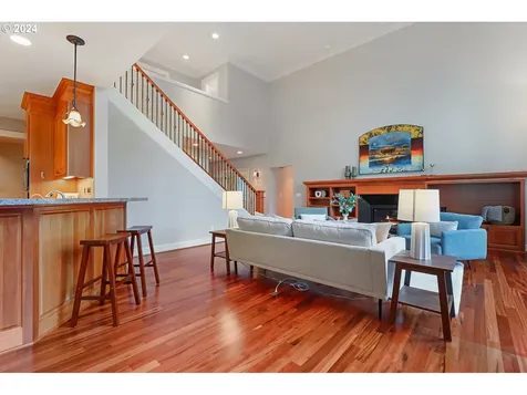 3485 Upper Drive Lake Oswego OR 97035