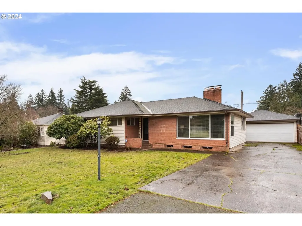301 NE 131st Place Portland OR 97230