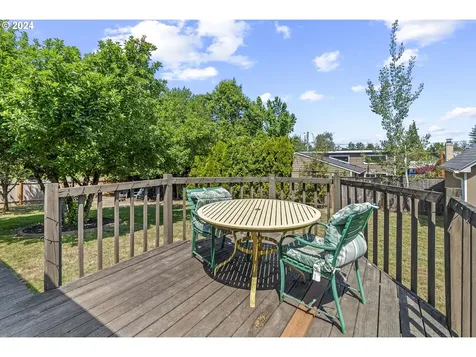 4729 Sw Buddington Street Portland OR 97219