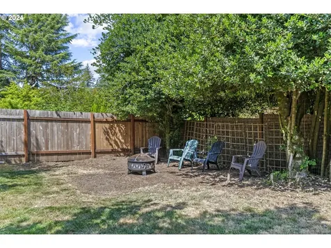4729 Sw Buddington Street Portland OR 97219