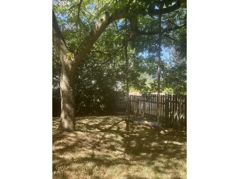 4729 Sw Buddington Street Portland OR 97219