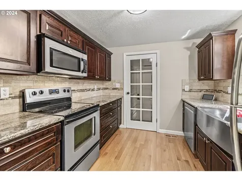 4729 Sw Buddington Street Portland OR 97219