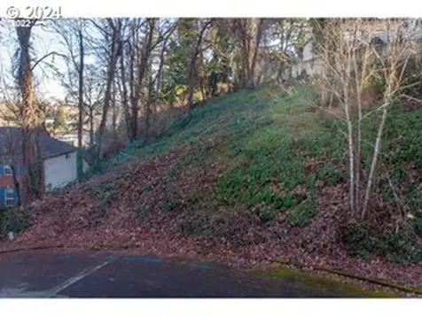 1686 SE Mcbrod Avenue Milwaukie OR 97222
