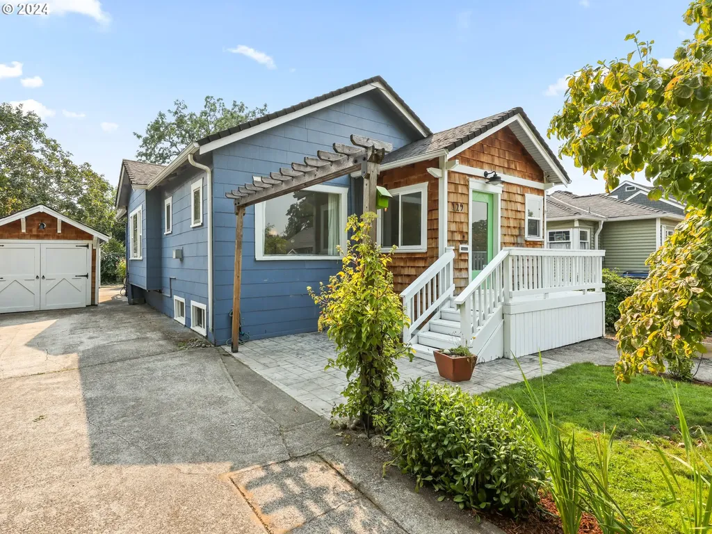 129 W 23rd Street Vancouver WA 98660