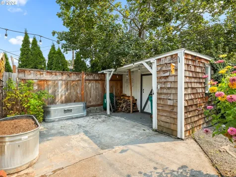 129 W 23rd Street Vancouver WA 98660