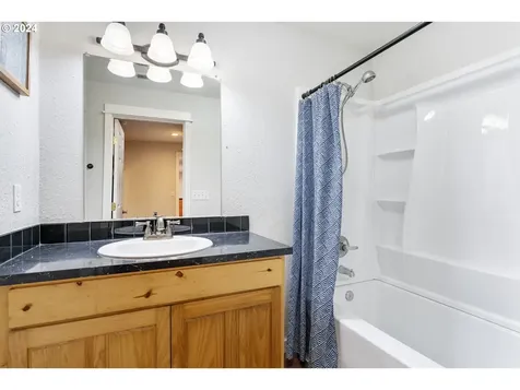 1848 Se 6th Avenue Camas WA 98607