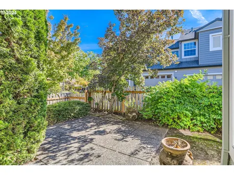 1517 NE 65th Avenue Hillsboro OR 97124