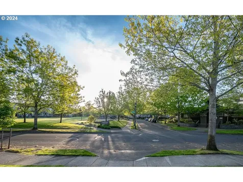 1517 NE 65th Avenue Hillsboro OR 97124